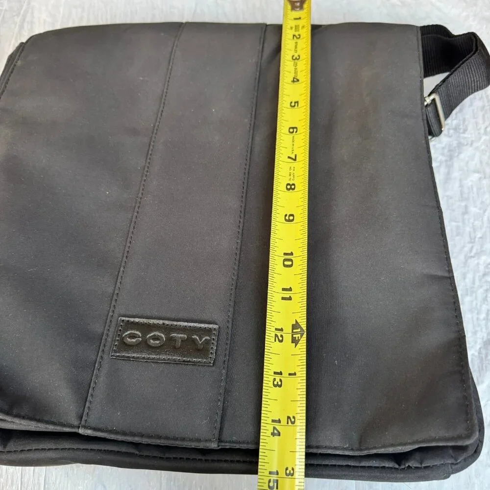 Coty Black Laptop or Messenger Bag fits up to 13 inch laptop with 2 pockets NEW